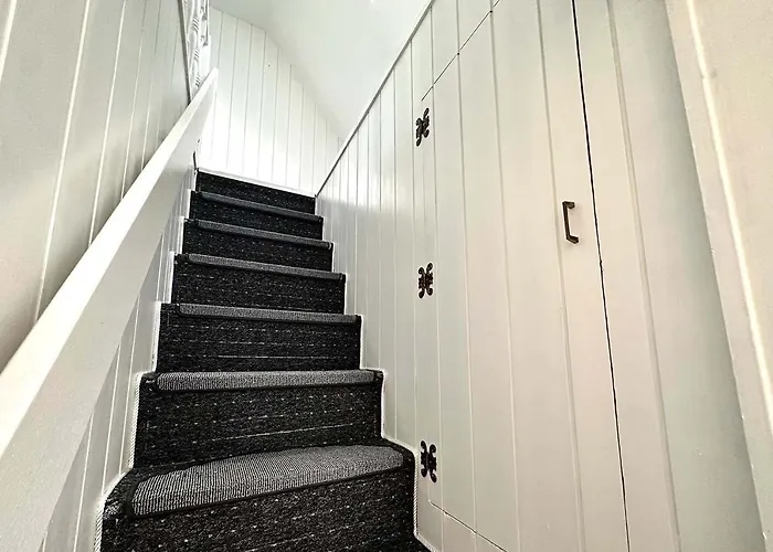 Appartement Charming House With Garden In *